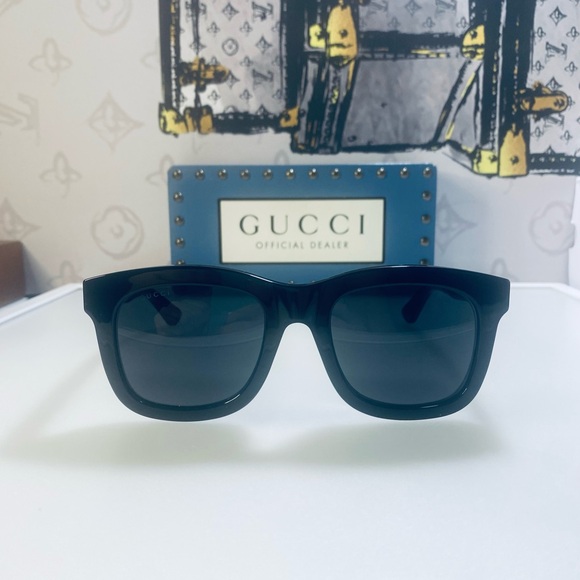 Gucci Women's Urban GG0326S GG/0326/S 001 Black Fashion Square Sunglasses 52mm - Picture 6 of 11